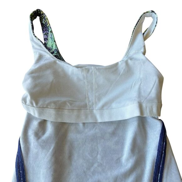 Lululemon Women’s 4 Amala Tank‎ Athletic Purple Green Floral Multi Built In Bra - Picture 8 of 10